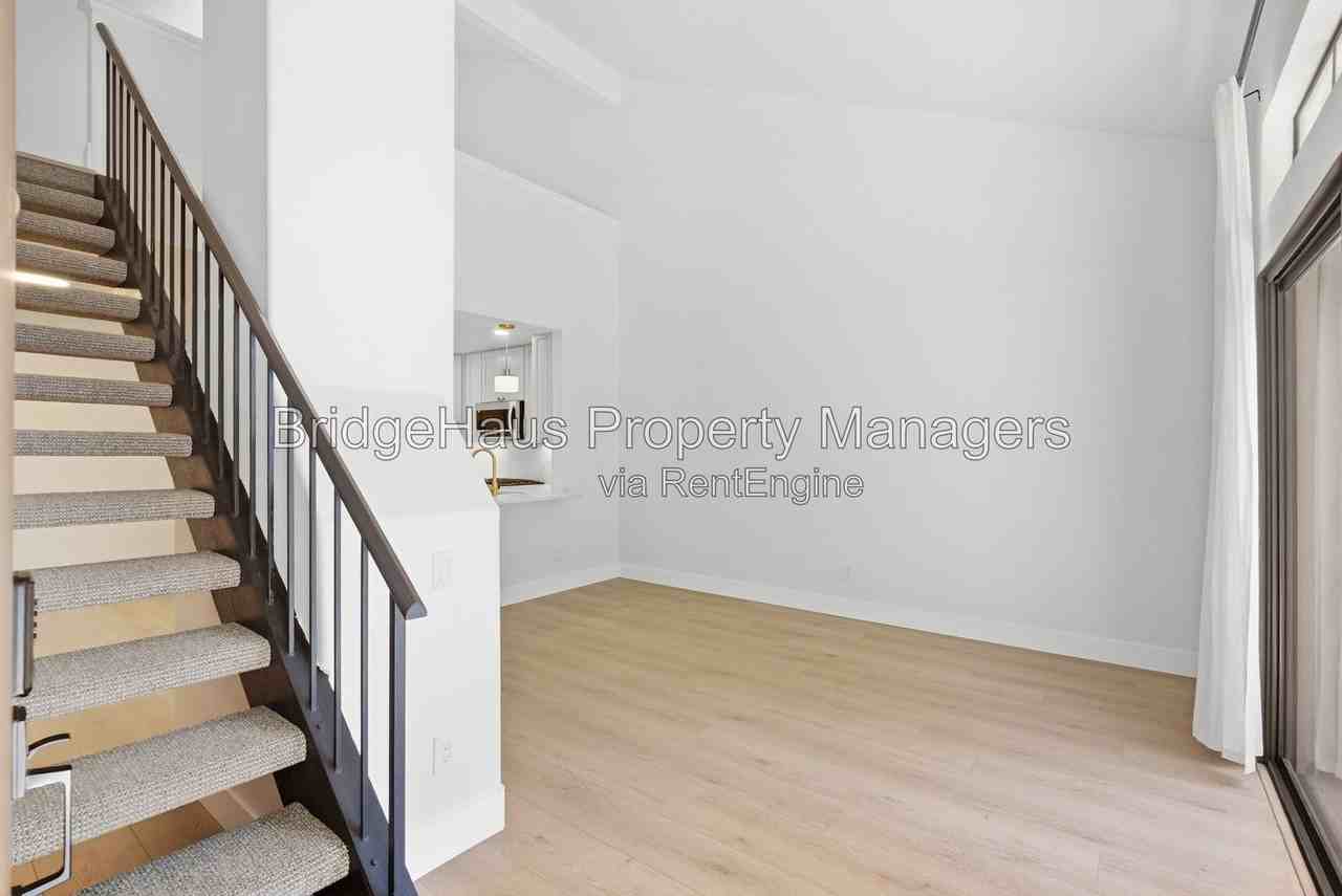 4049 Carmel View Rd #82 - Photo 5 of 44