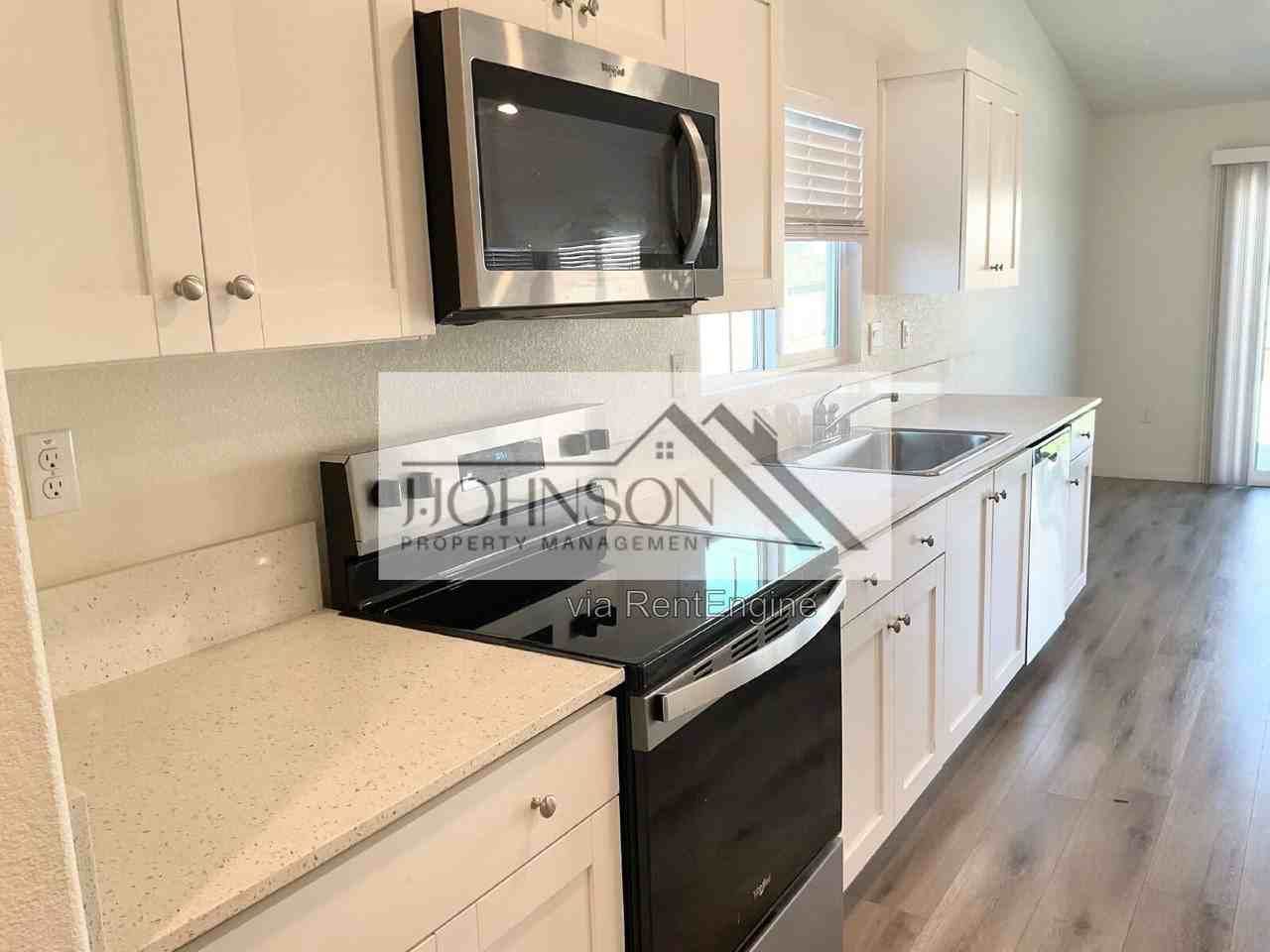 2451 Riparia St - Photo 3 of 16