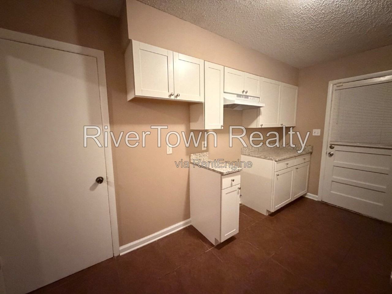 2282 Arlene Ave - Photo 7 of 14