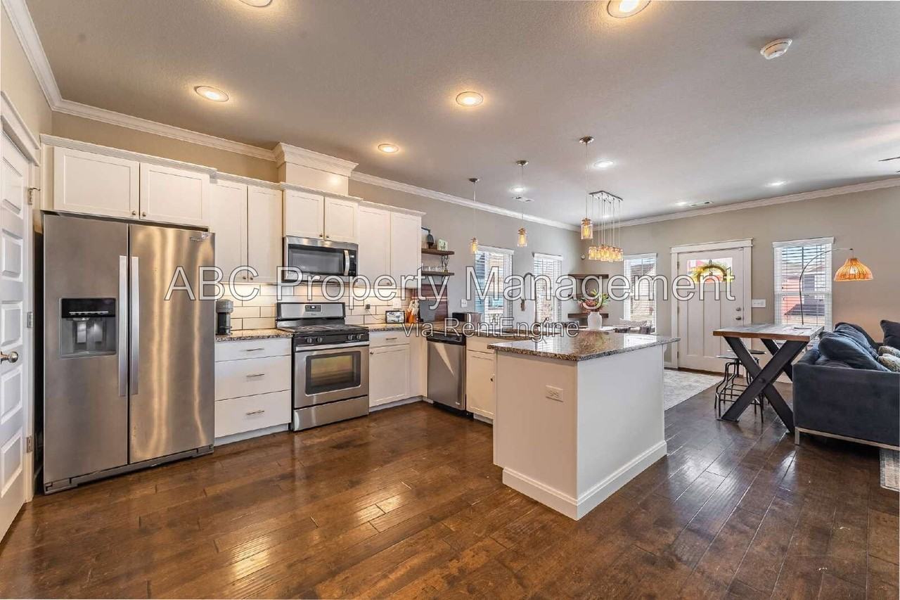 3821 W Pawnee Rd - Photo 5 of 26