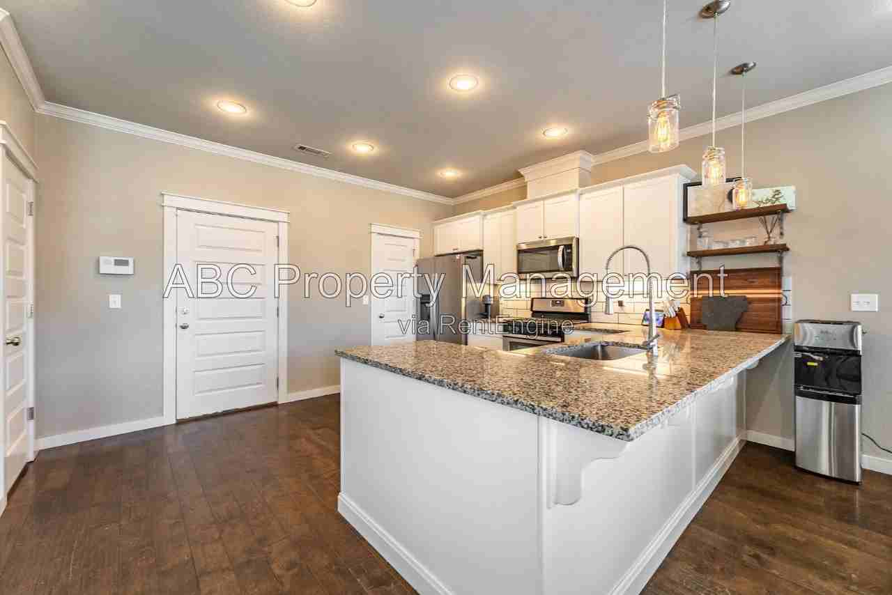 3821 W Pawnee Rd - Photo 6 of 26