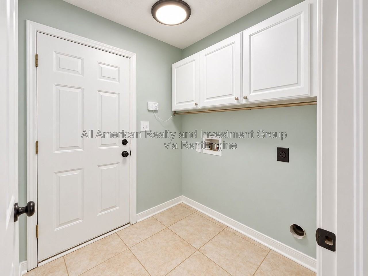 561 Rough Leaf Ln - Photo 4 of 14