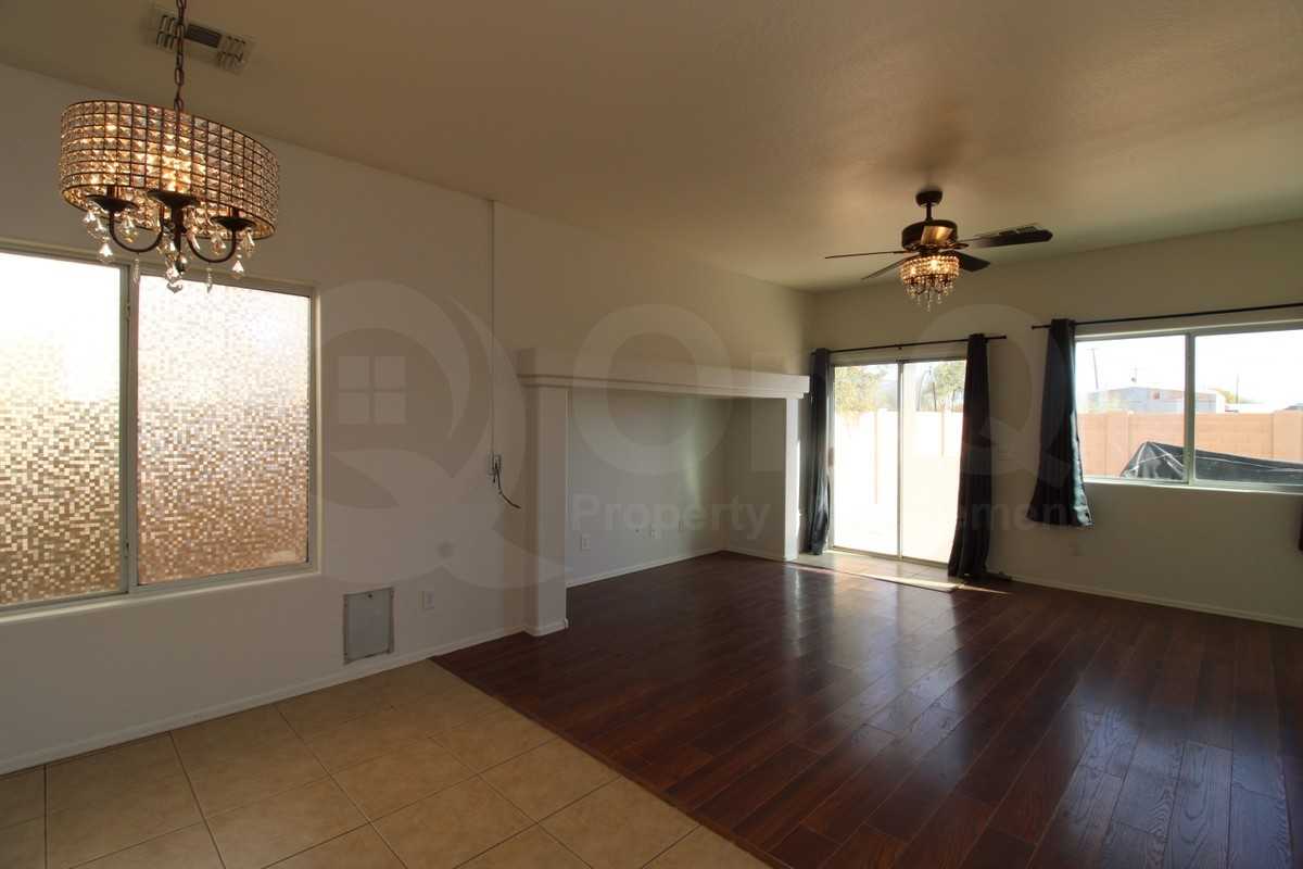 1407 S 7th St - Photo 6 of 21