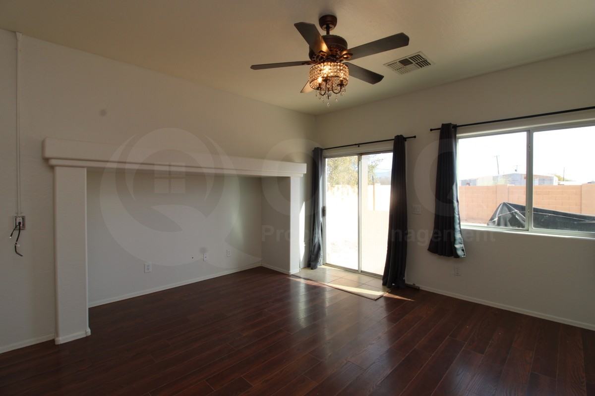 1407 S 7th St - Photo 7 of 21