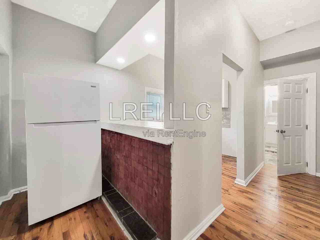 3500 Garland Ave - Photo 3 of 13