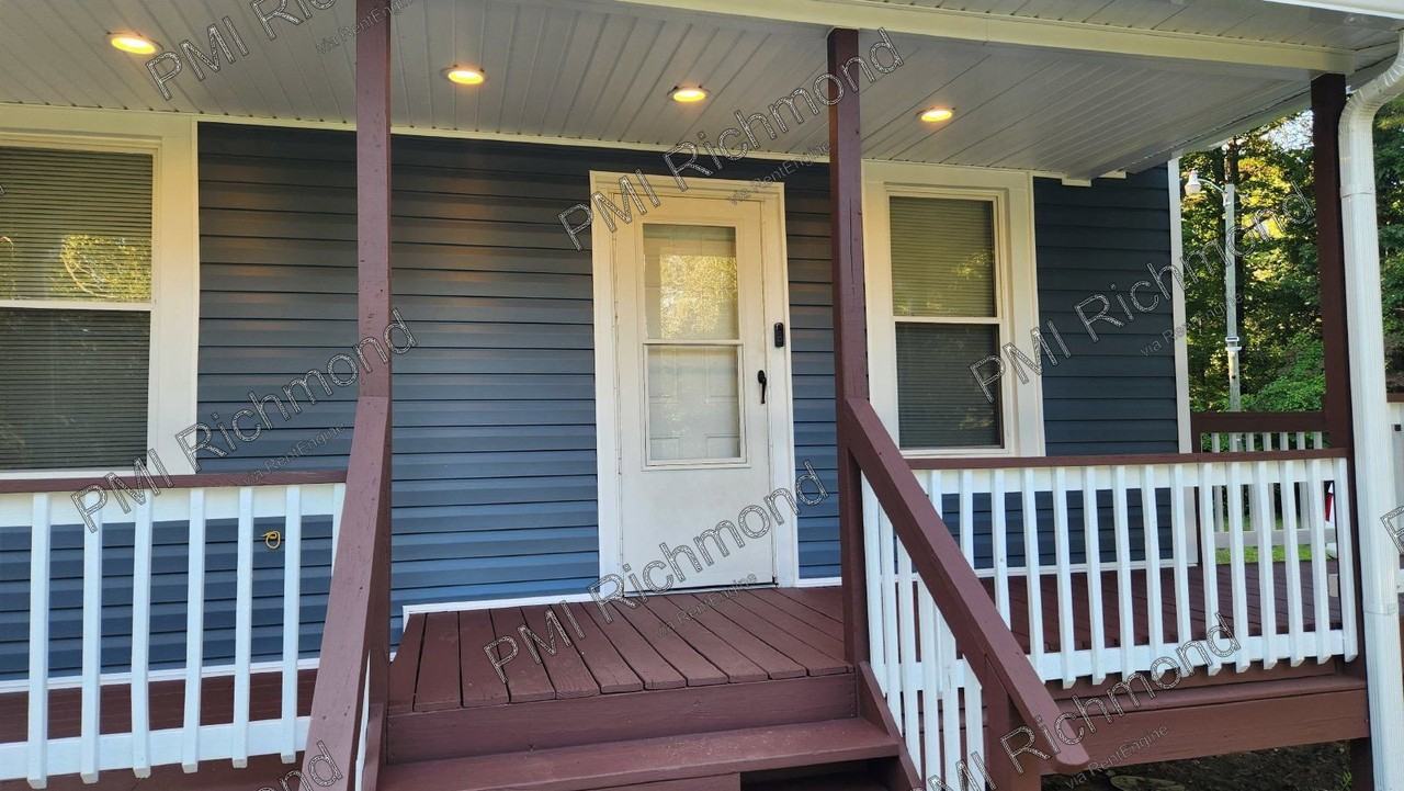24 A P Hill Ave - Photo 2 of 18