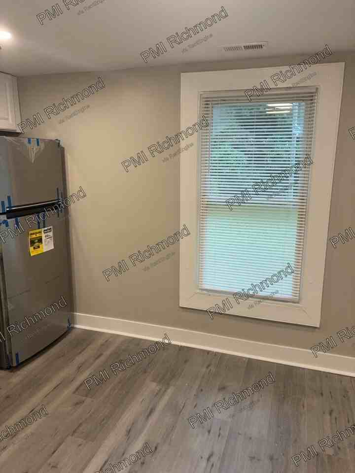 24 A P Hill Ave - Photo 6 of 18