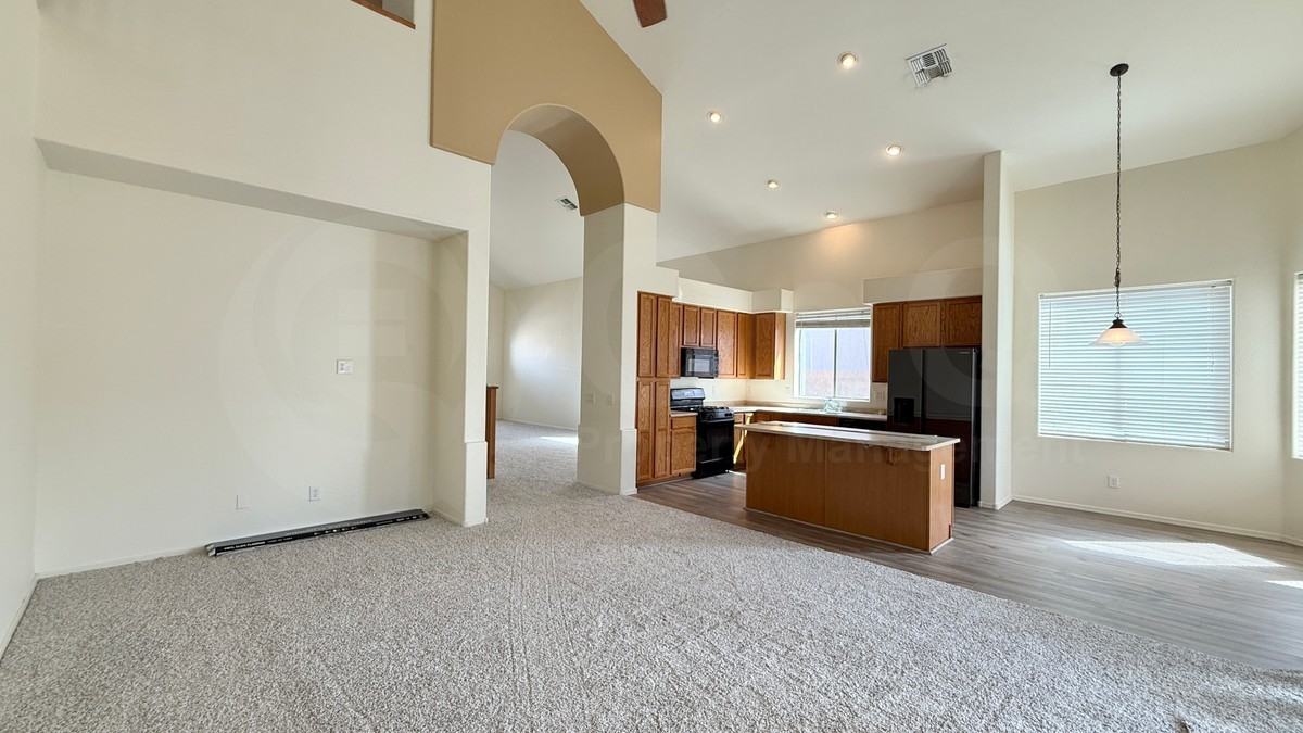 43585 W Kramer Ln - Photo 4 of 21