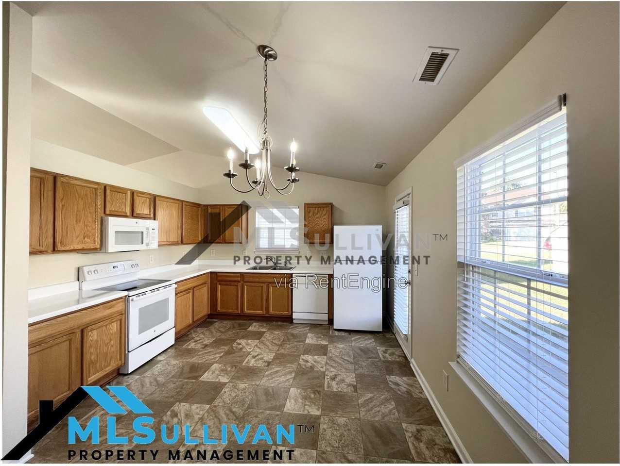 5403 Danube Ln - Photo 7 of 31