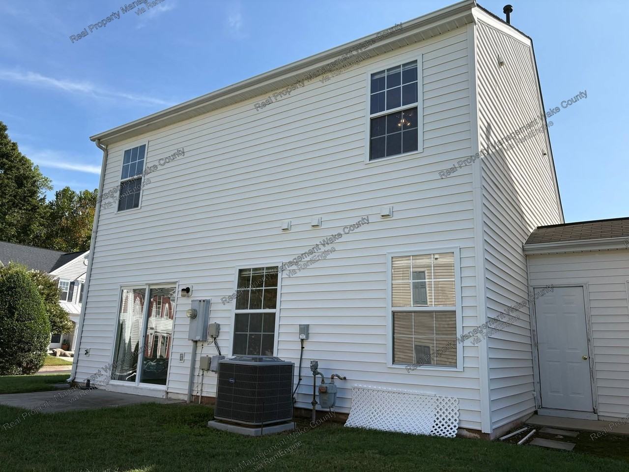 100 Caraleigh Ct - Photo 2 of 41