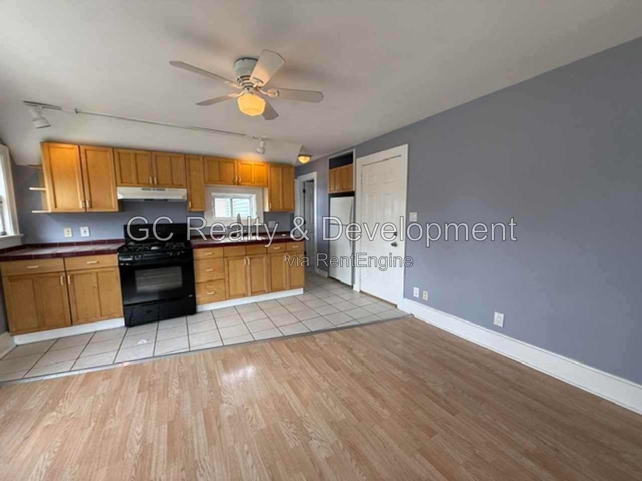 253 S Channing St #2N - Photo 2 of 7