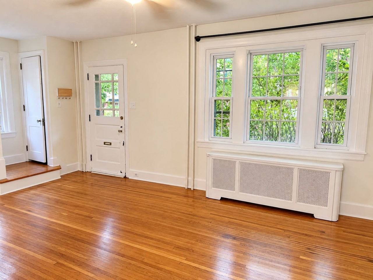 1517 Garfield Ave - Photo 2 of 29