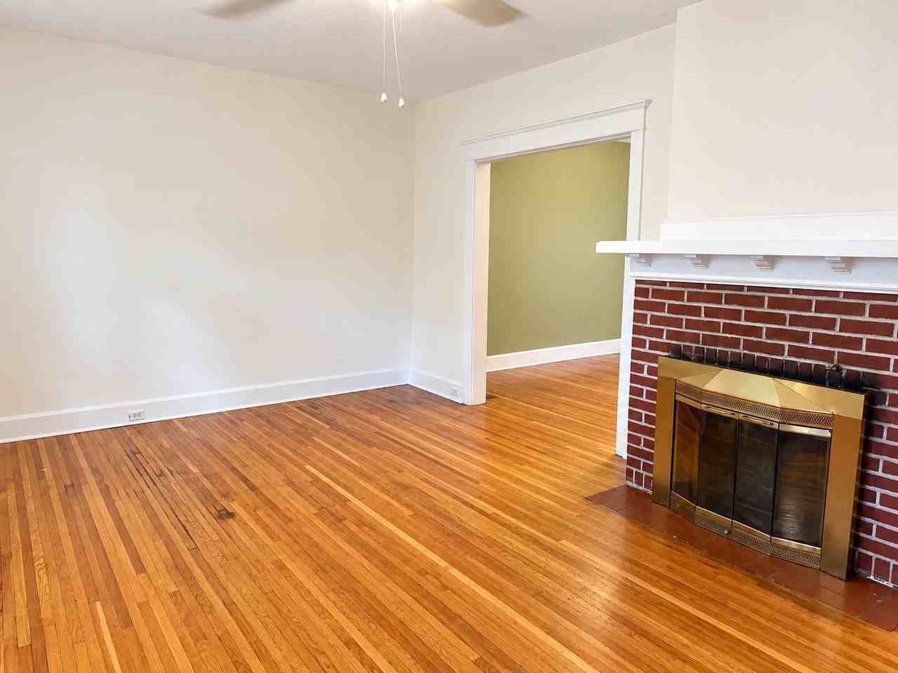 1517 Garfield Ave - Photo 3 of 29