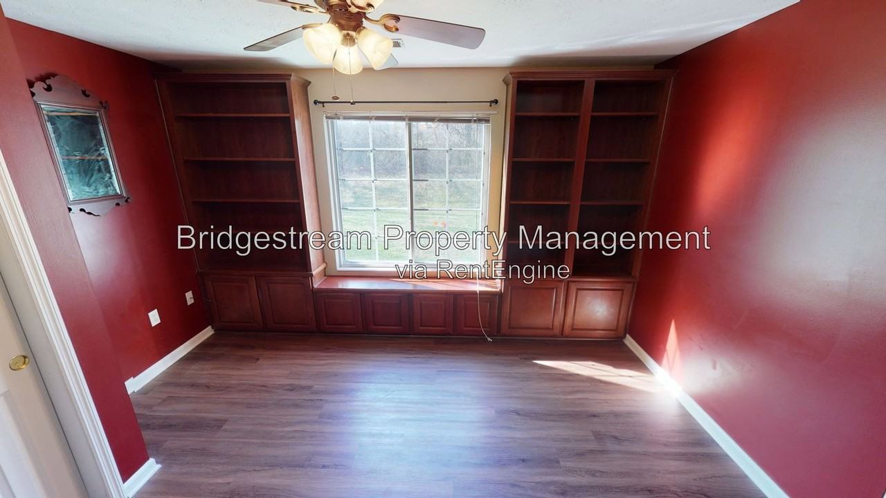 3049 Westminster Dr #102 - Photo 7 of 9