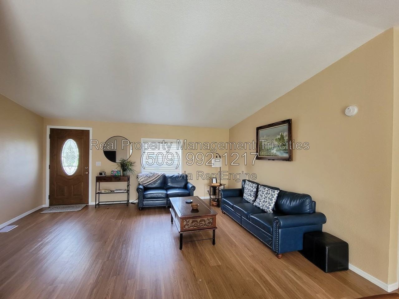 557 Laurelbrook Ct - Photo 5 of 14