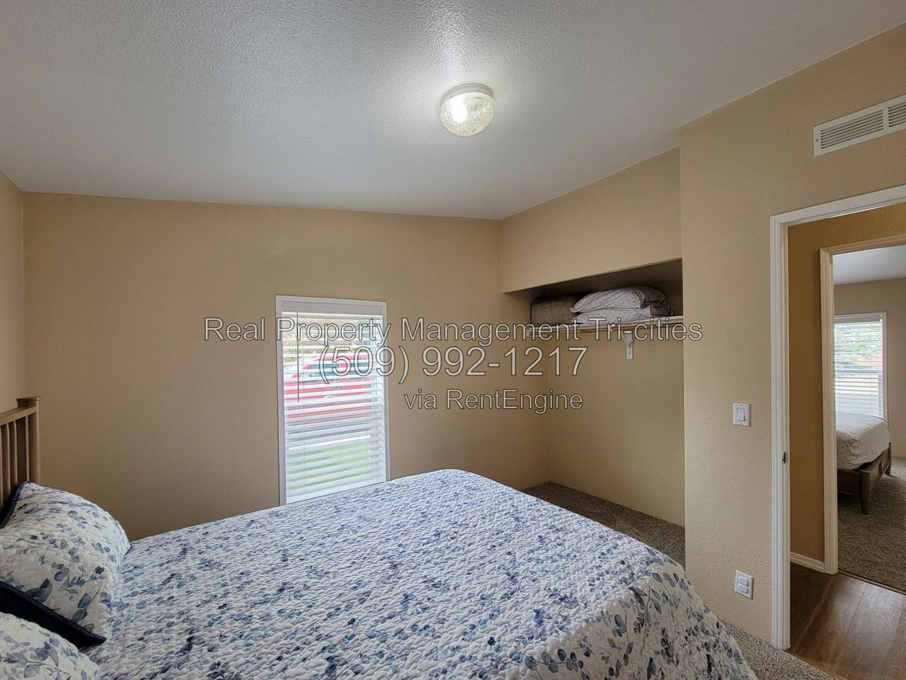 557 Laurelbrook Ct - Photo 7 of 14