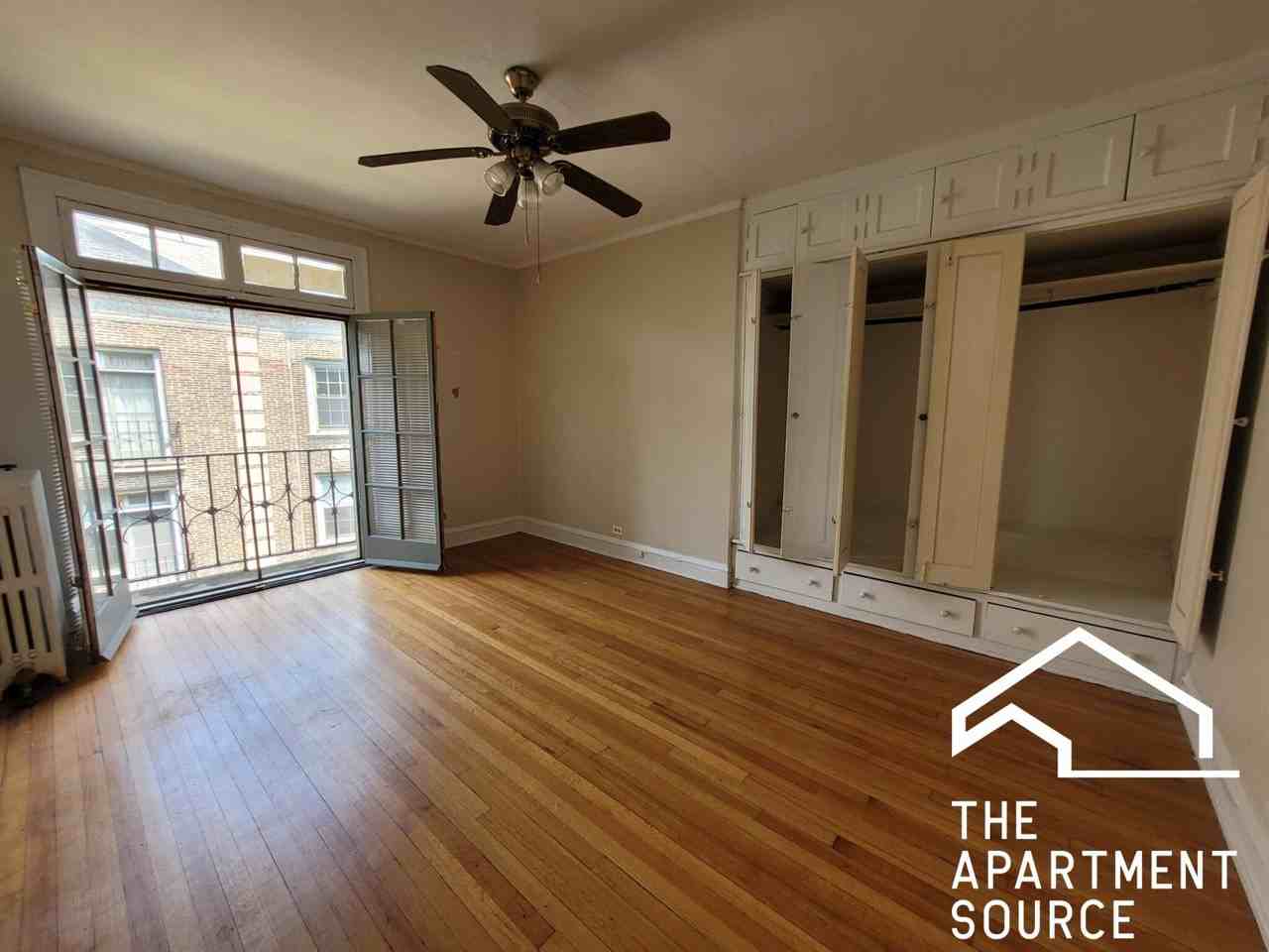 913 Elmwood Ave #C2 - Photo 5 of 11