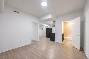 5054 N Winthrop Ave #101 - Photo 1 of 1