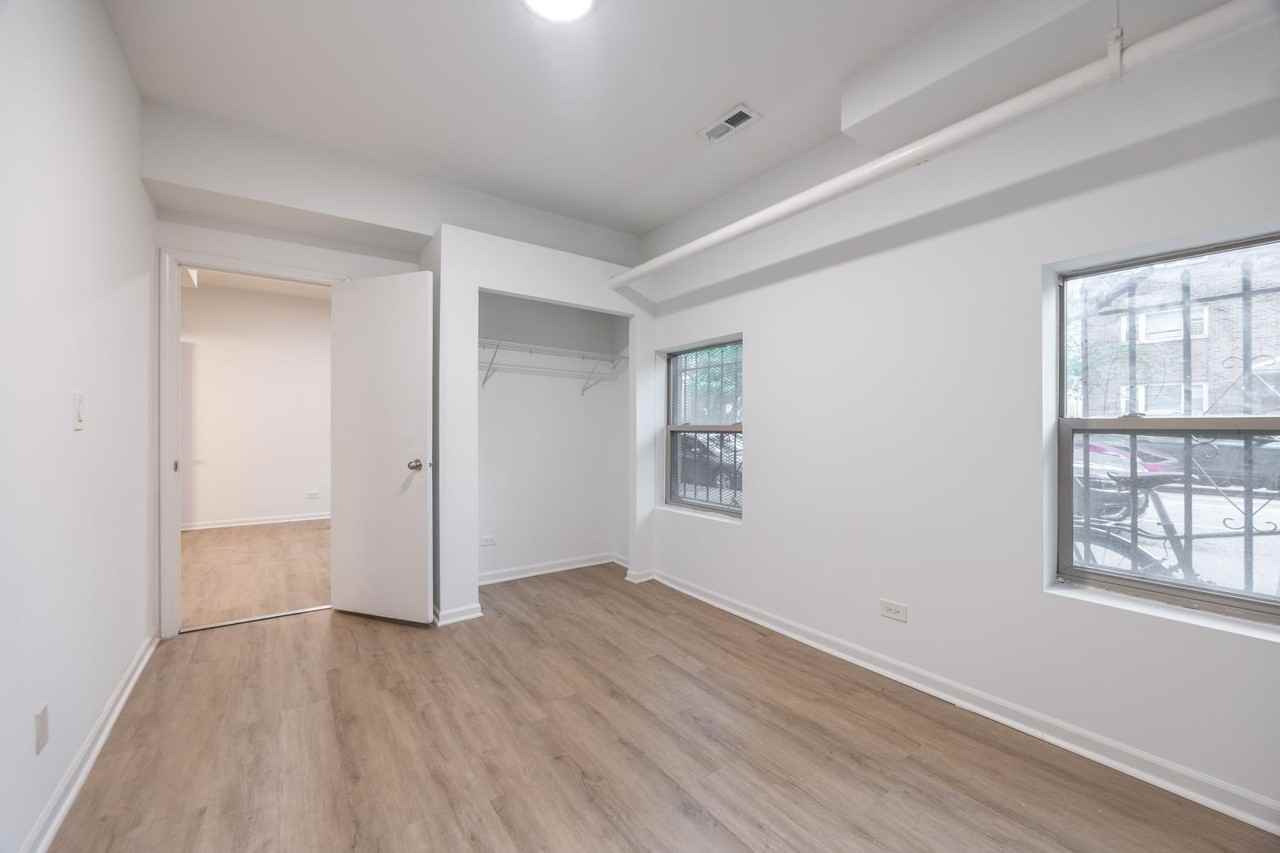 5054 N Winthrop Ave #101 - Photo 4 of 13