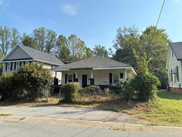 309 Houston St - Photo 2 of 21