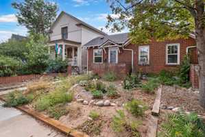 featured image of 645 S Lincoln St