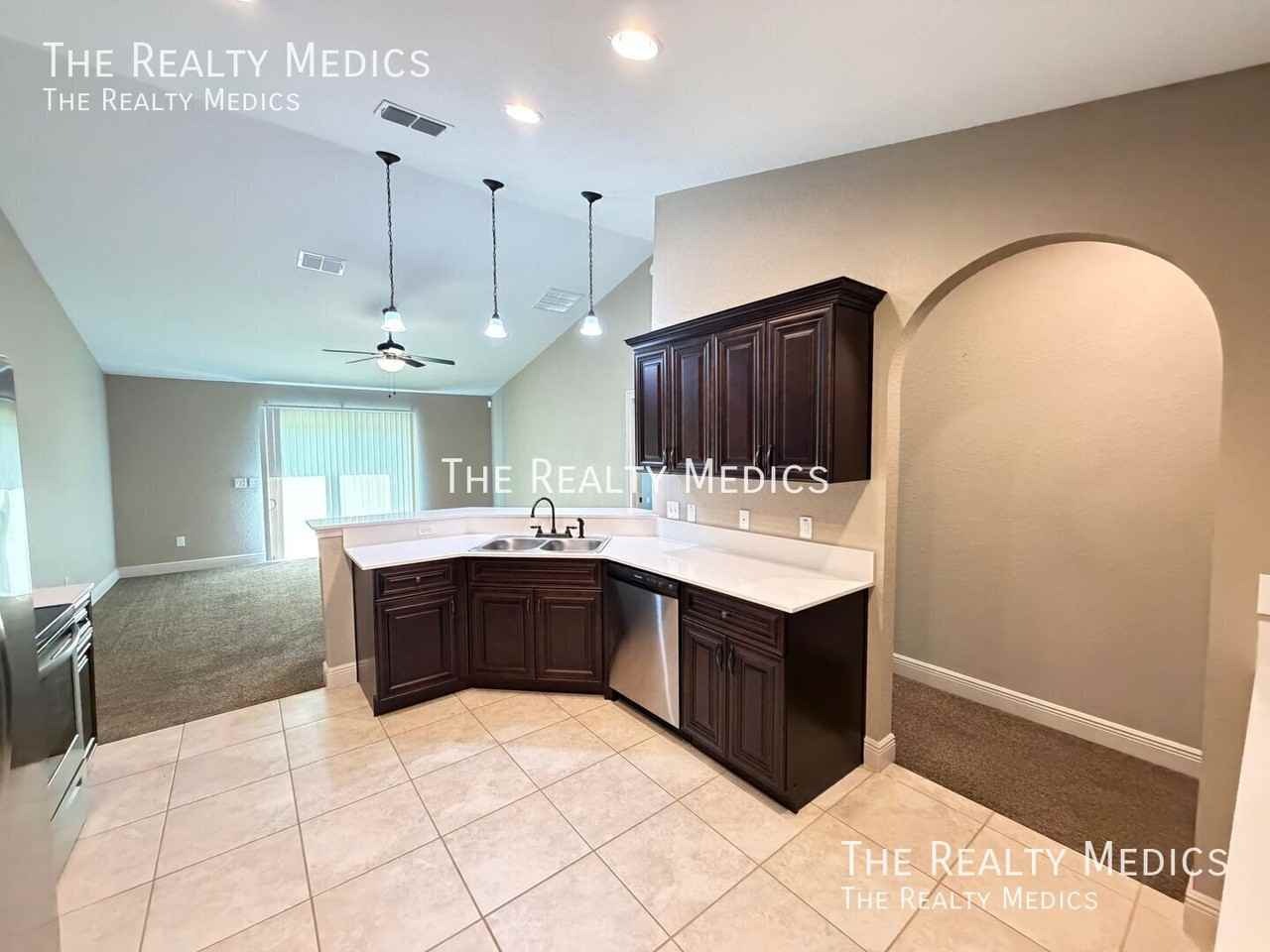 14055 Sw 34th Terrace Rd - Photo 7 of 24