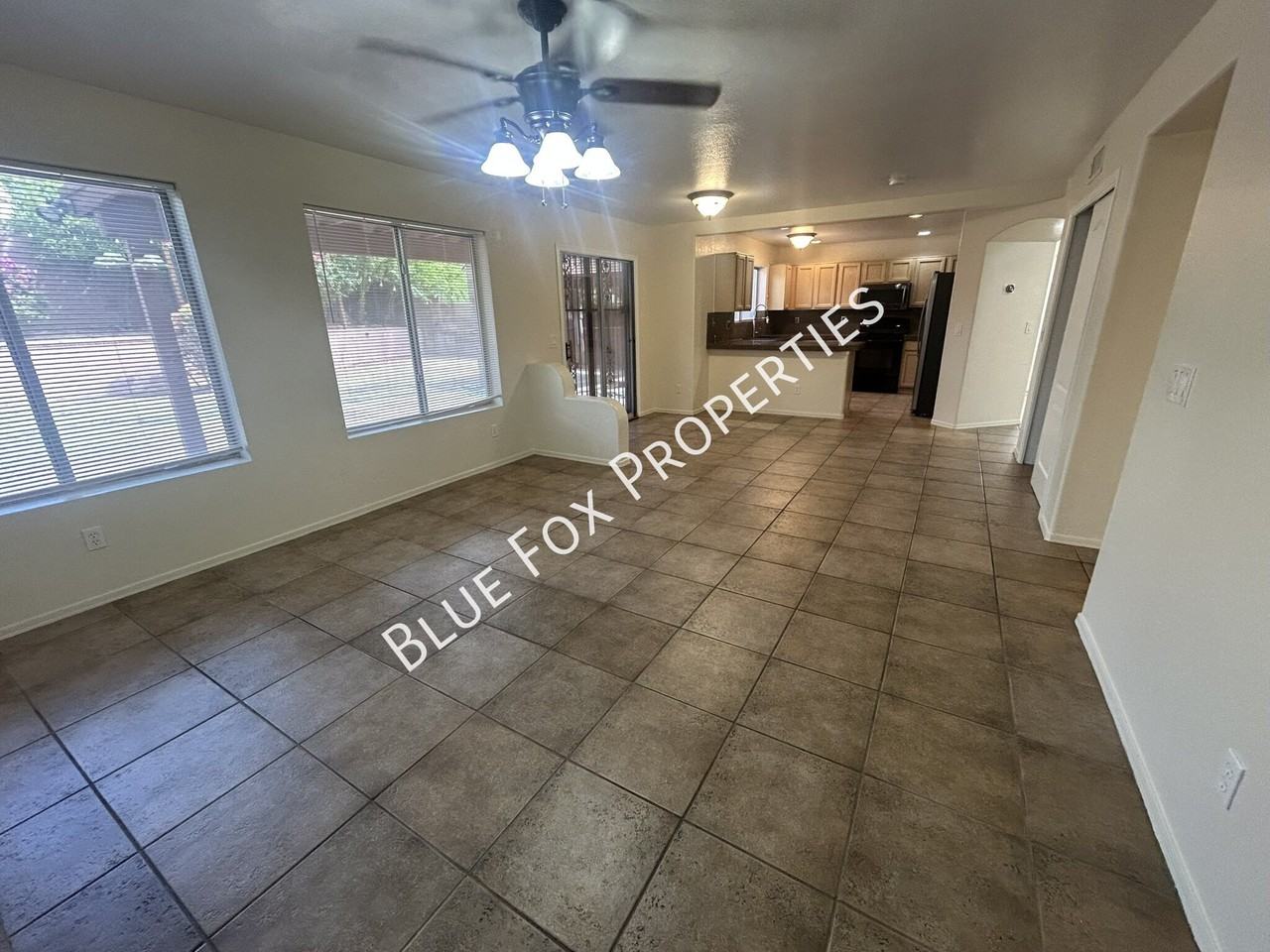 5257 W Bobwhite Way - Photo 4 of 38