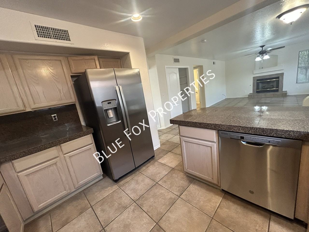 5257 W Bobwhite Way - Photo 6 of 38