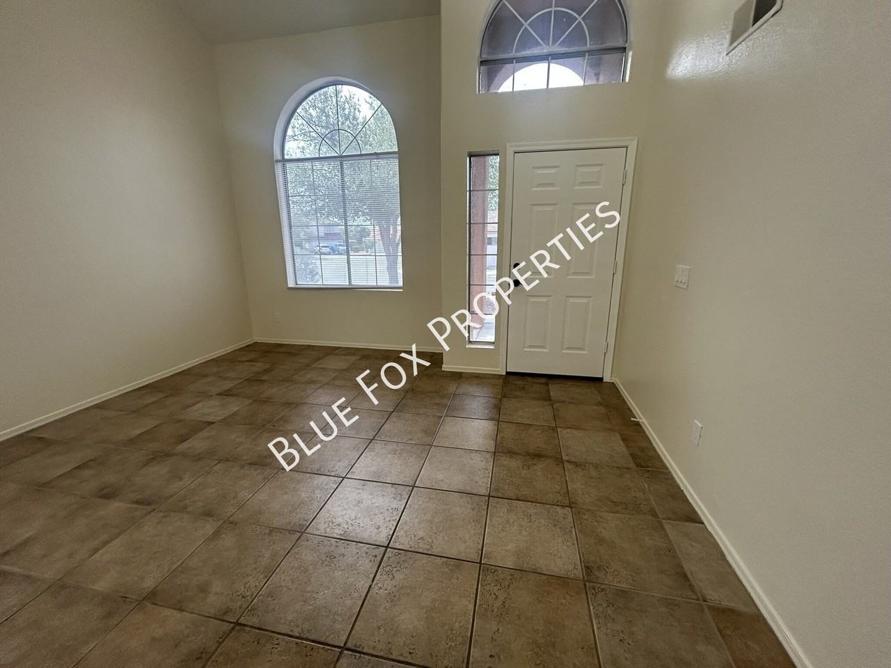 5257 W Bobwhite Way - Photo 7 of 38