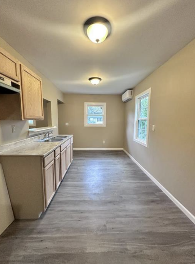 141 W Michigan Ave - Photo 3 of 7