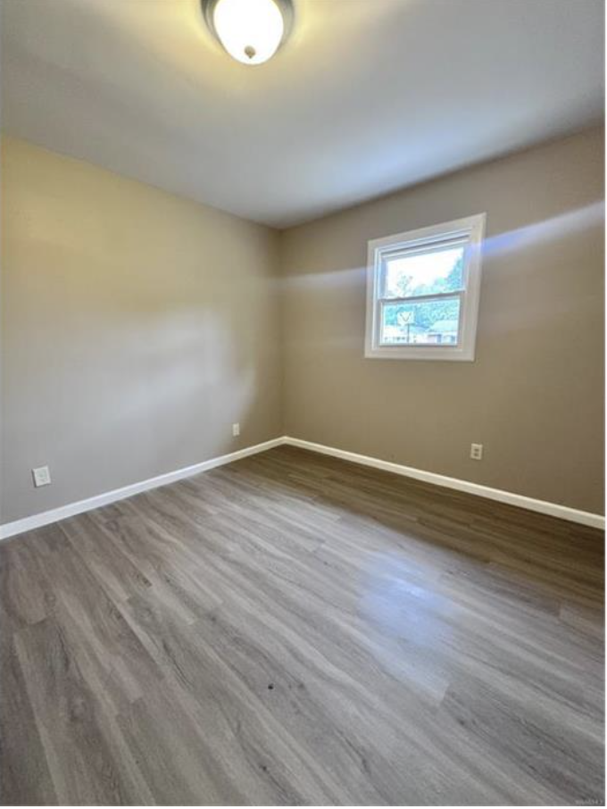 141 W Michigan Ave - Photo 5 of 7