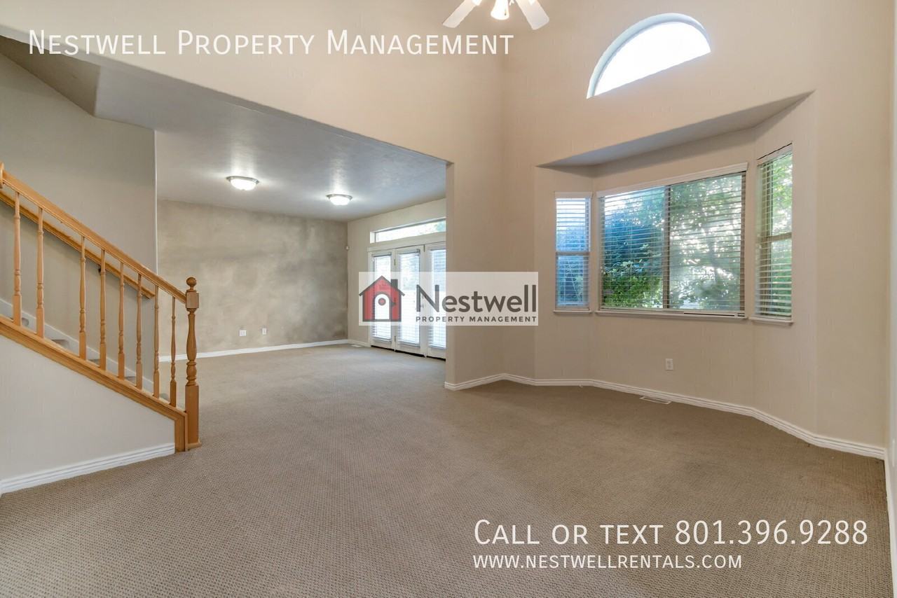 1364 E Old Maple Ct - Photo 5 of 28