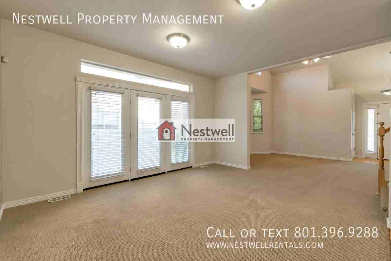 1364 E Old Maple Ct - Photo 7 of 28