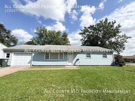 2204 Morris Ave Ne - Photo 1 of 1