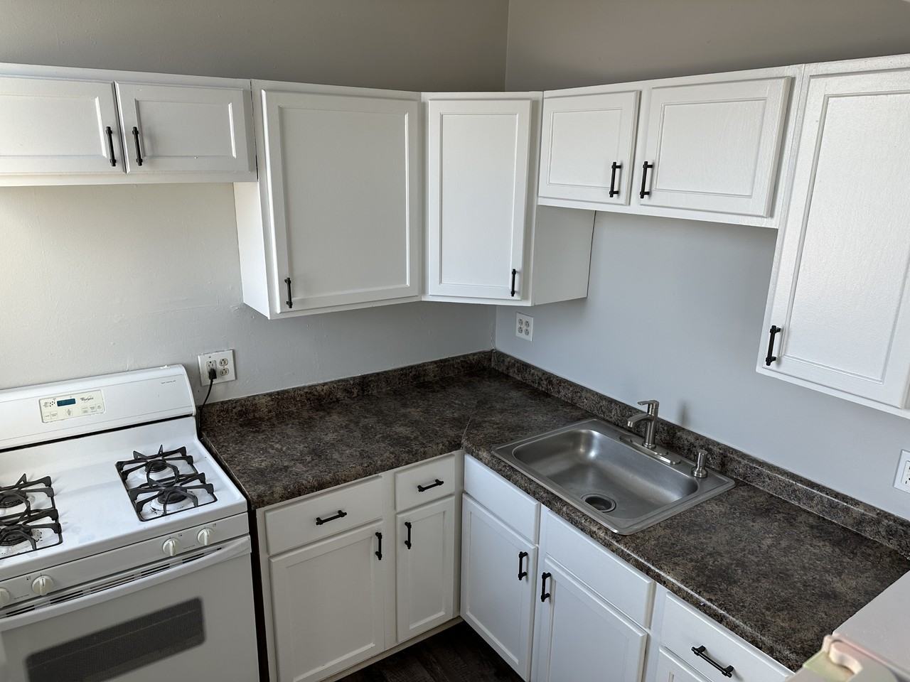 269 Douglas Ave #6 - Photo 6 of 21