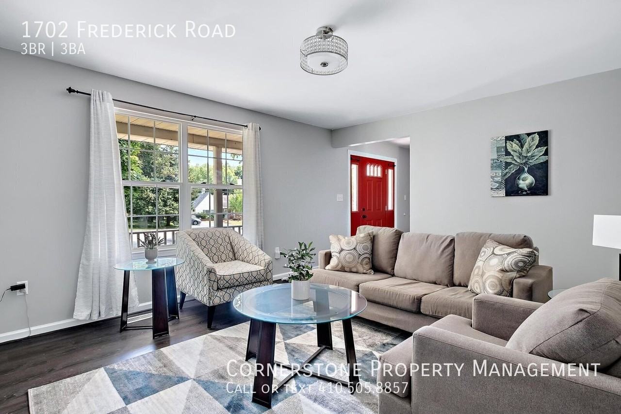 1702 Frederick Rd - Photo 4 of 36