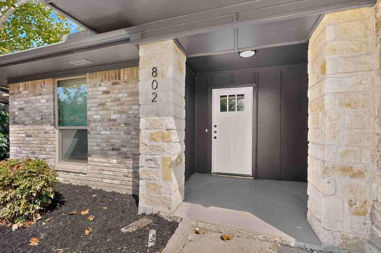 802 Sandy Trail Dr - Photo 7 of 48