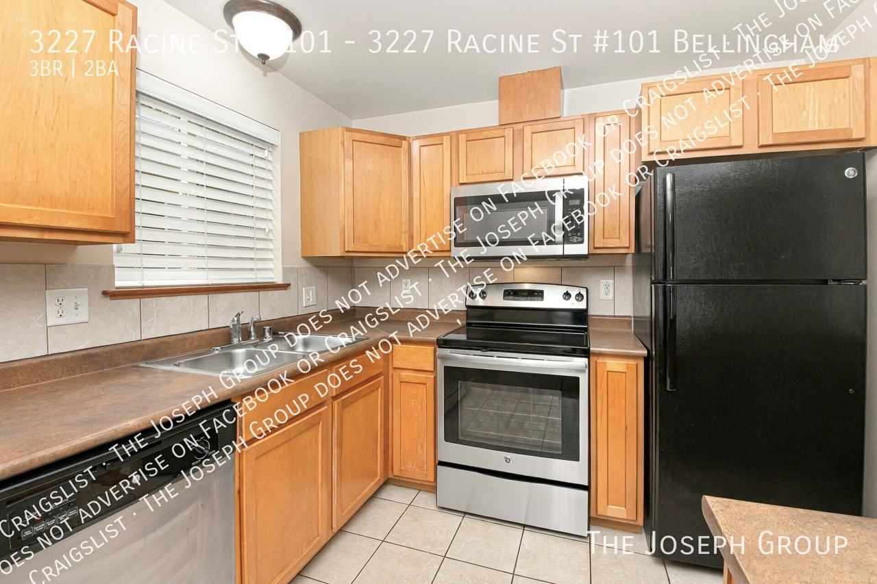 3227 Racine St - Photo 7 of 17