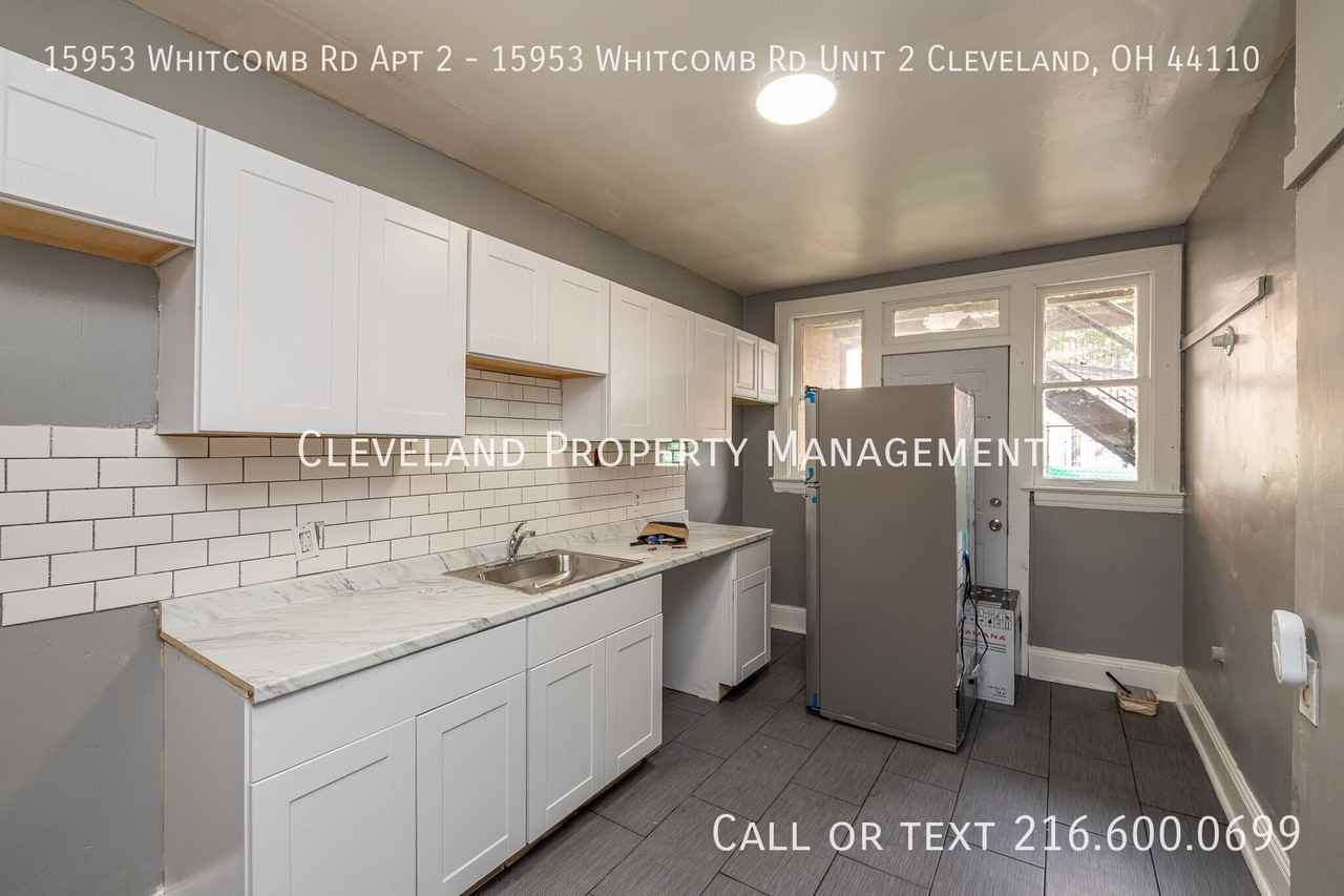 15953 Whitcomb Rd Apt 2 - Photo 6 of 9