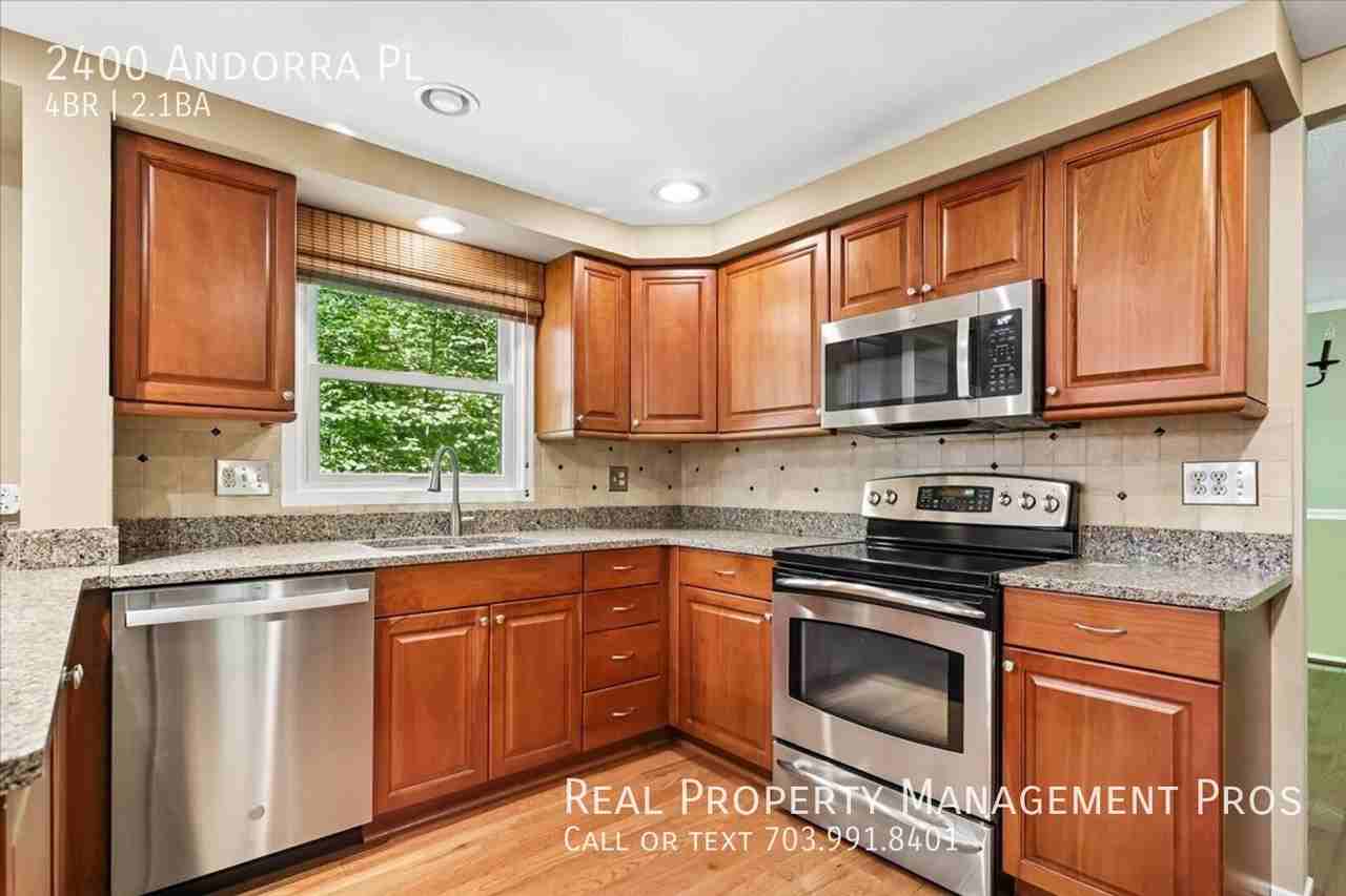 2400 Andorra Pl - Photo 4 of 50