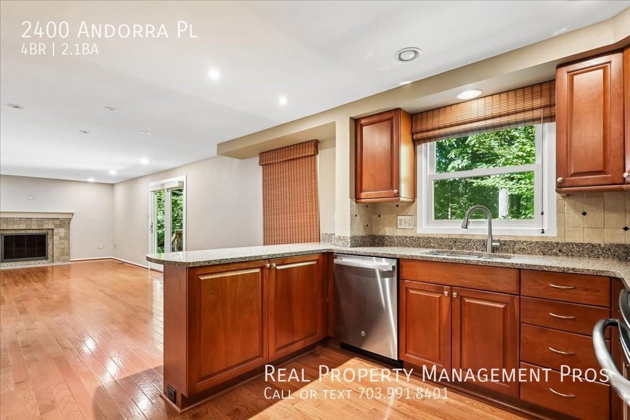 2400 Andorra Pl - Photo 5 of 50
