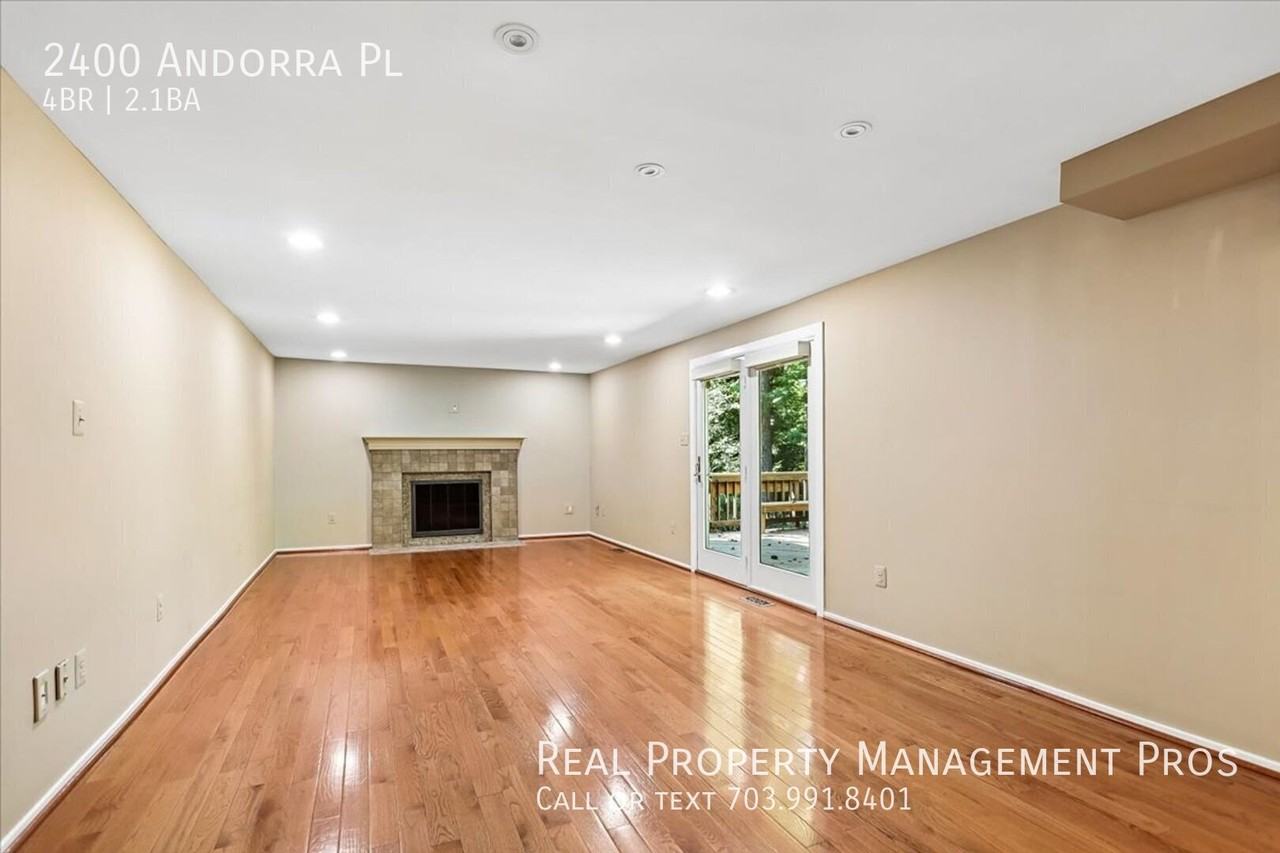2400 Andorra Pl - Photo 6 of 50