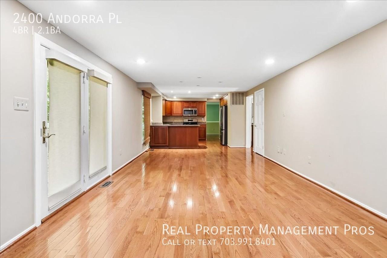 2400 Andorra Pl - Photo 7 of 50