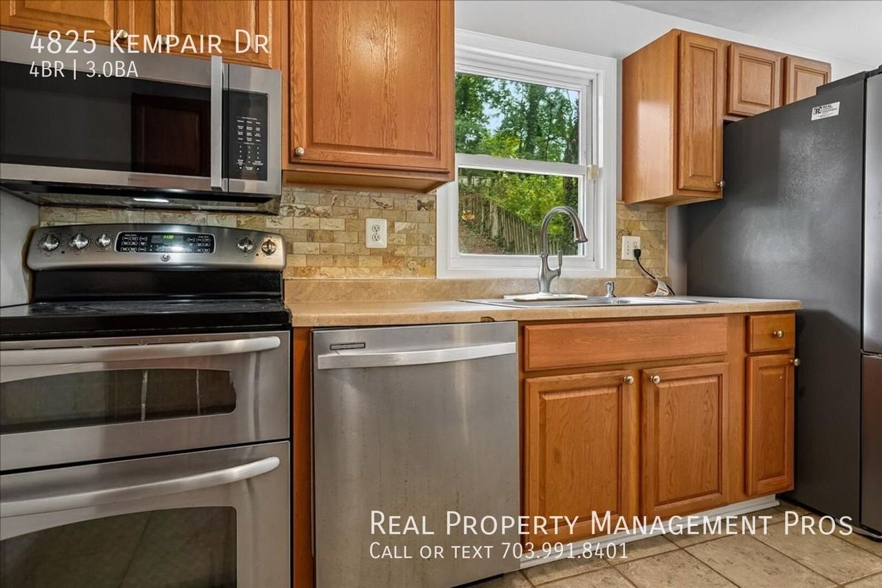 4825 Kempair Dr - Photo 5 of 26
