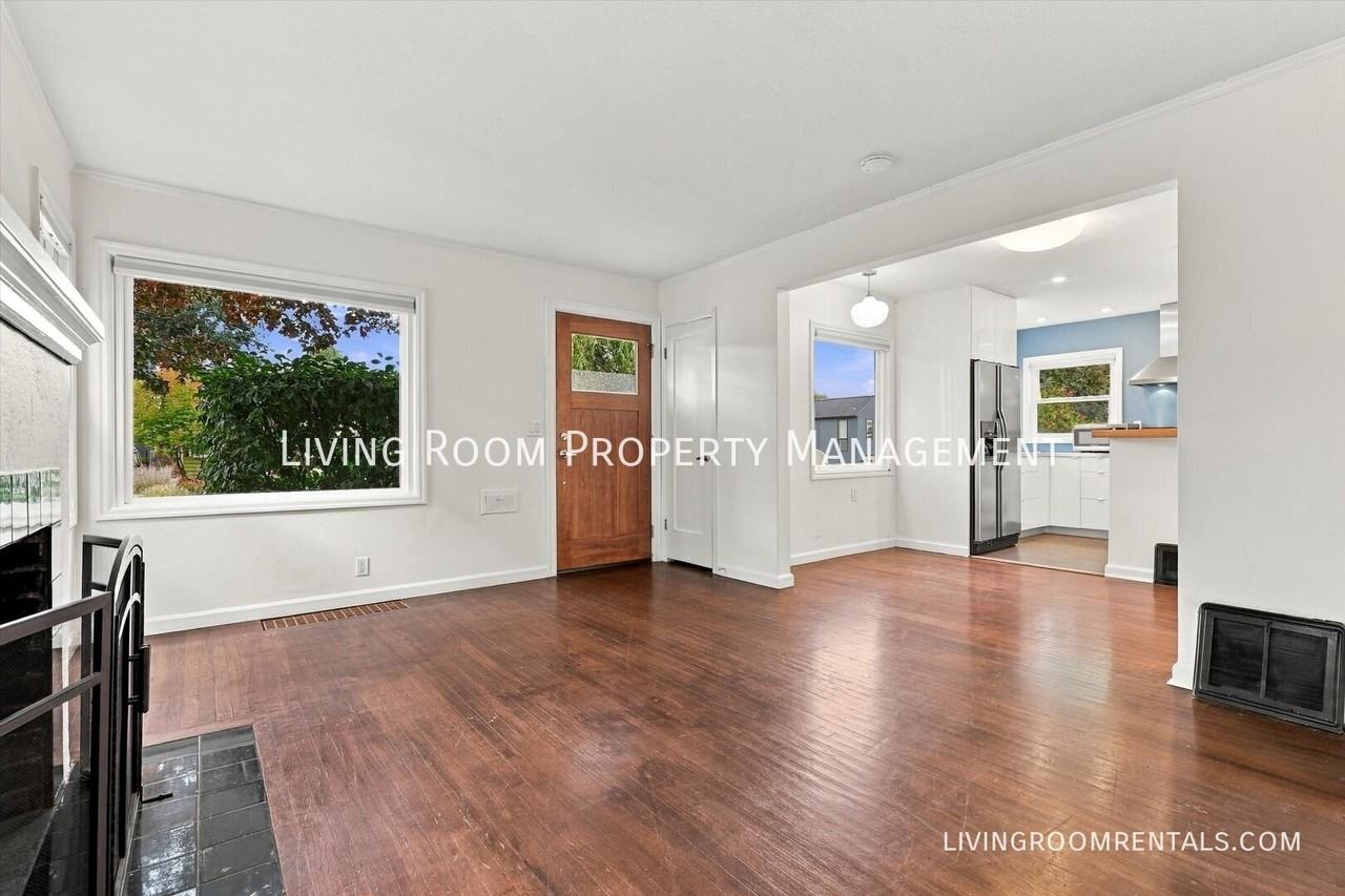 4424 Ne 40th Ave - Photo 2 of 15