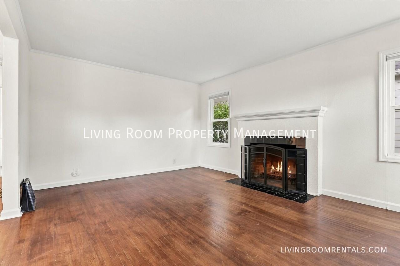 4424 Ne 40th Ave - Photo 3 of 15