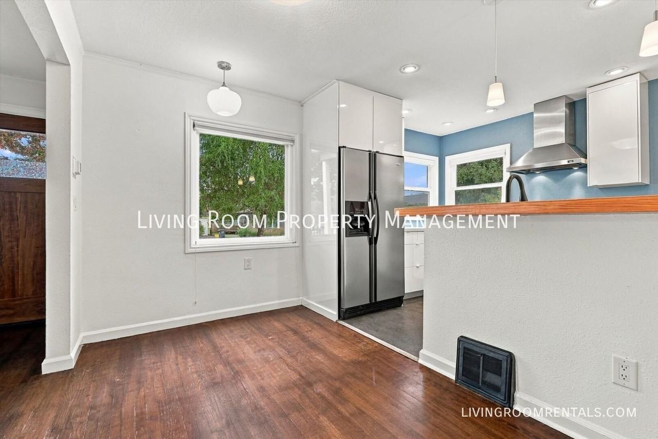 4424 Ne 40th Ave - Photo 4 of 15