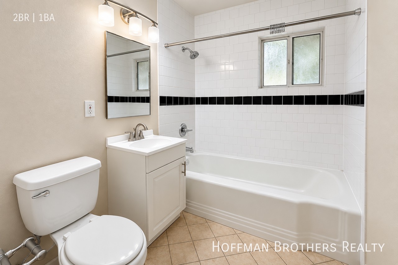 5961 Cahuenga Blvd #C - Photo 7 of 11