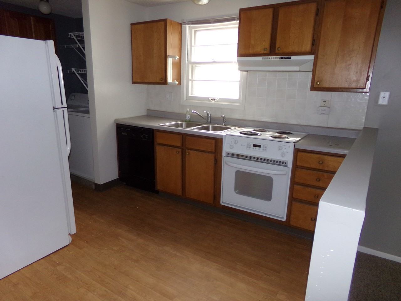 BCR 3059 W Street - Photo 2 of 5