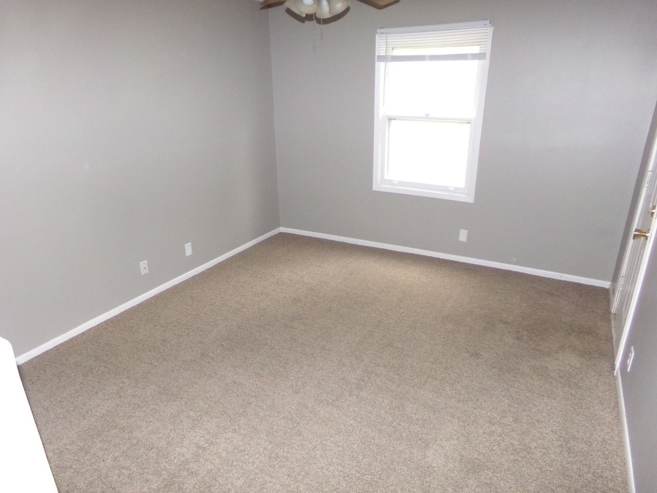 BCR 3059 W Street - Photo 4 of 5